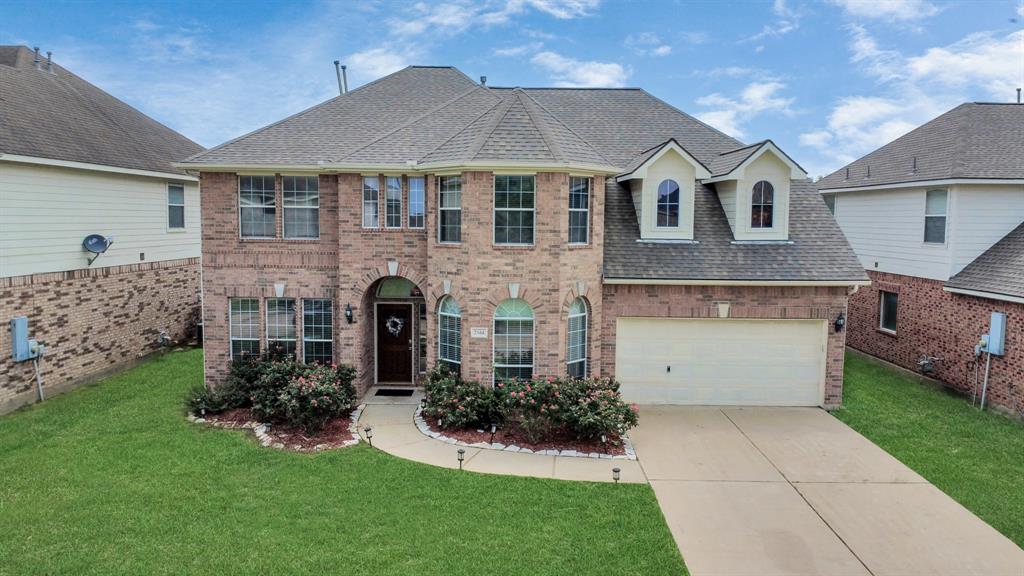 2614 Sunset Lake Drive, Sugar Land, Texas image 1