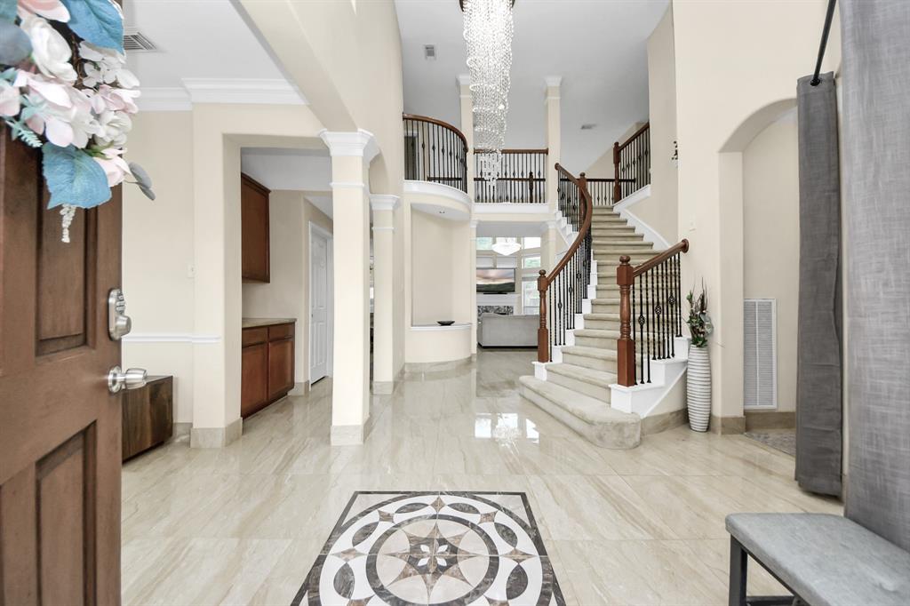 2614 Sunset Lake Drive, Sugar Land, Texas image 5