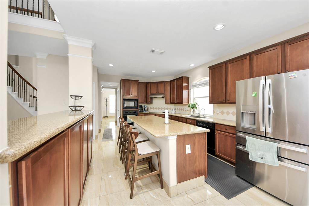 2614 Sunset Lake Drive, Sugar Land, Texas image 15