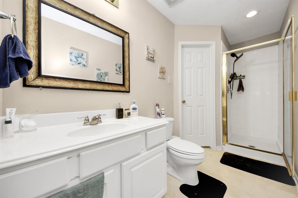 2614 Sunset Lake Drive, Sugar Land, Texas image 38