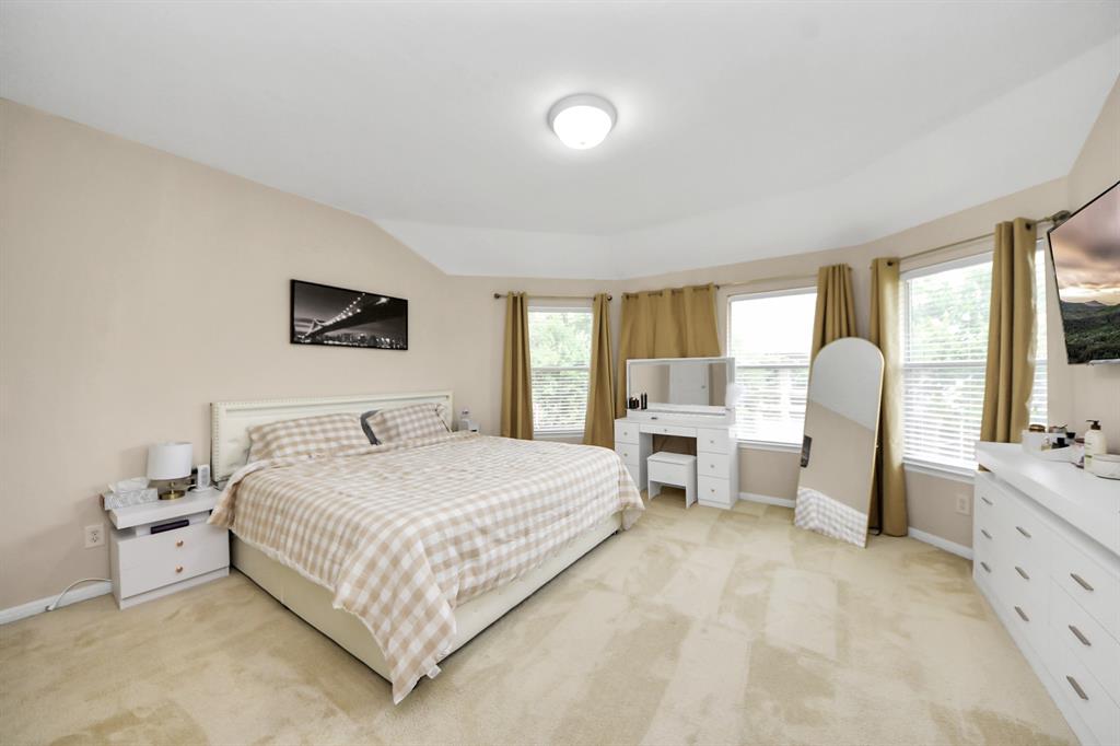 2614 Sunset Lake Drive, Sugar Land, Texas image 37