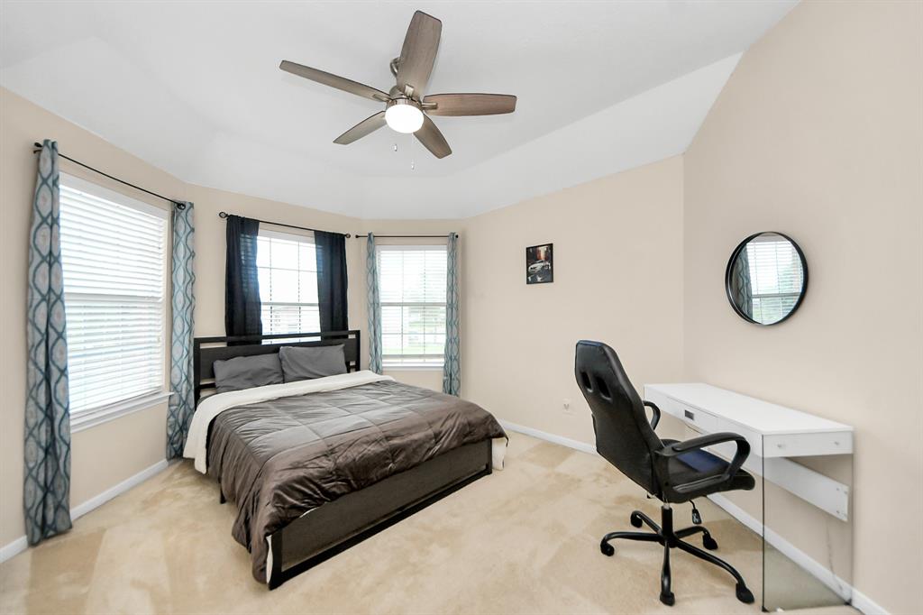 2614 Sunset Lake Drive, Sugar Land, Texas image 39