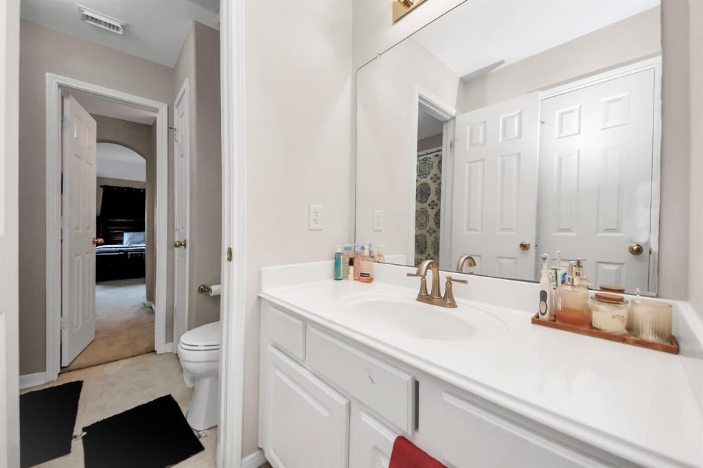 2614 Sunset Lake Drive, Sugar Land, Texas image 30