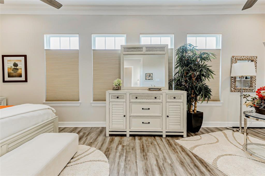 321 Twin Timbers Lane, Kemah, Texas image 24