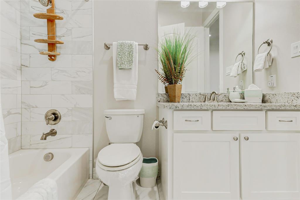 321 Twin Timbers Lane, Kemah, Texas image 34