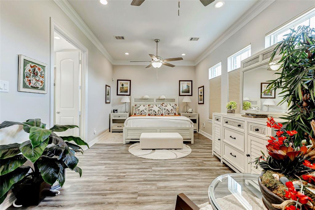 321 Twin Timbers Lane, Kemah, Texas image 22