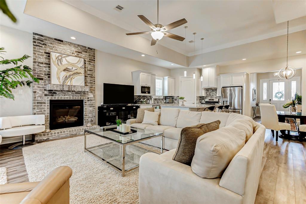 321 Twin Timbers Lane, Kemah, Texas image 16