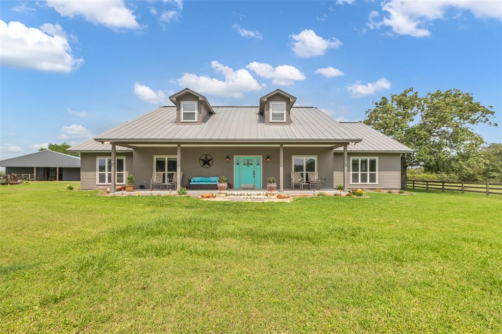 3738 E Parker Road Rd, Muldoon, Texas image 1