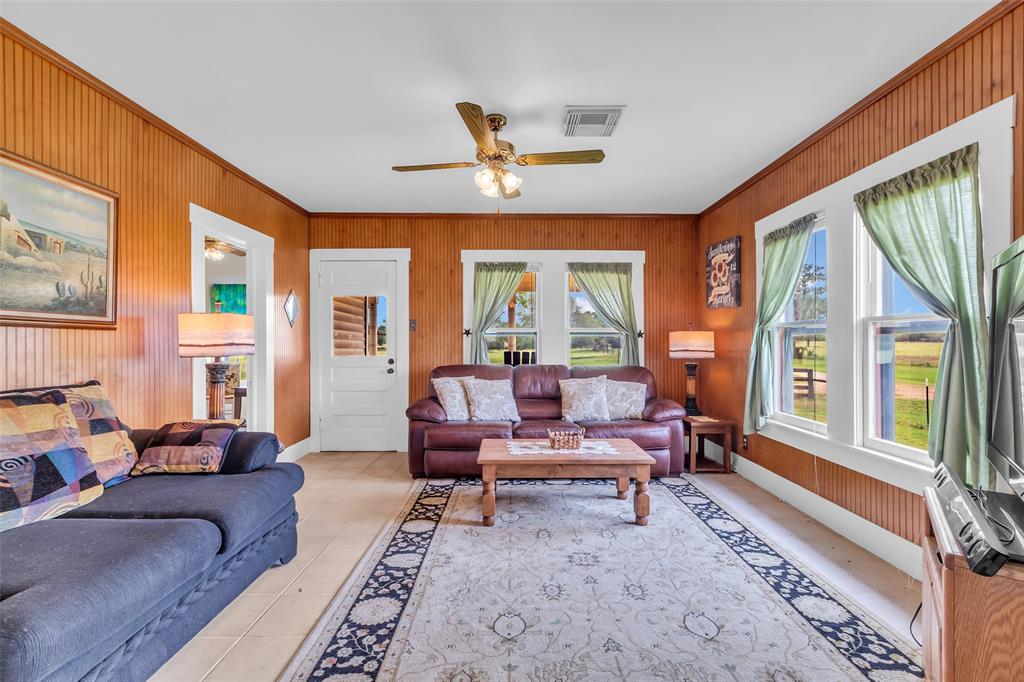 3738 E Parker Road Rd, Muldoon, Texas image 30