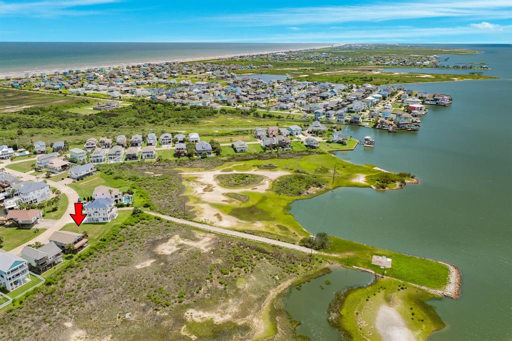 22416 Bay Vista
