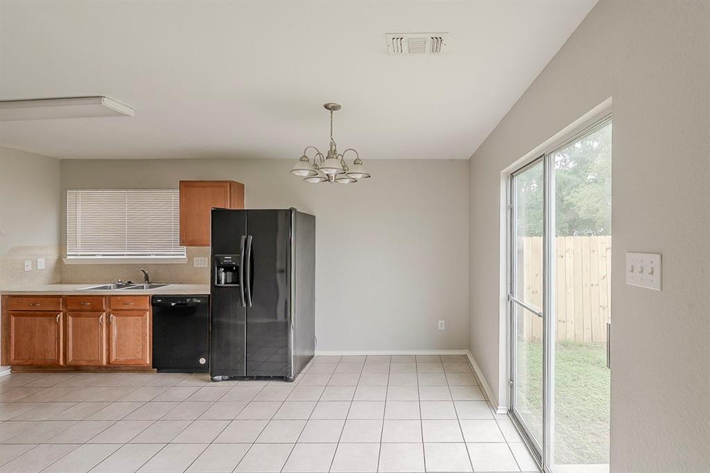 7315 Rising Brook Drive, Cypress, Texas image 4