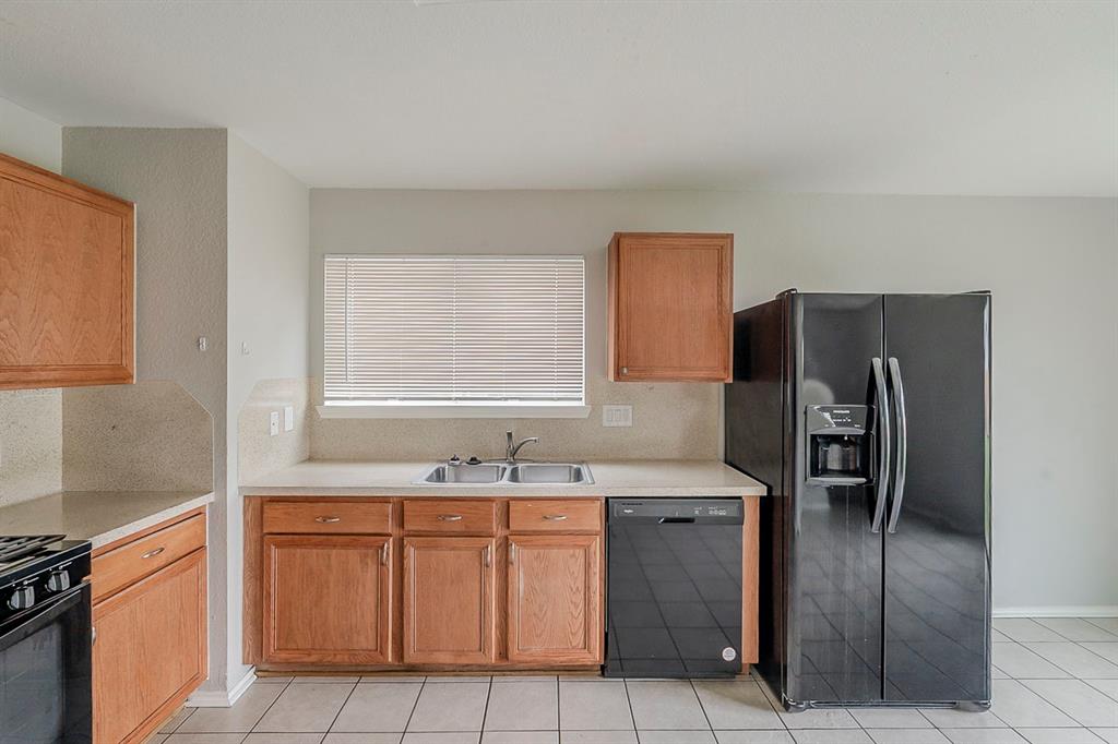 7315 Rising Brook Drive, Cypress, Texas image 3