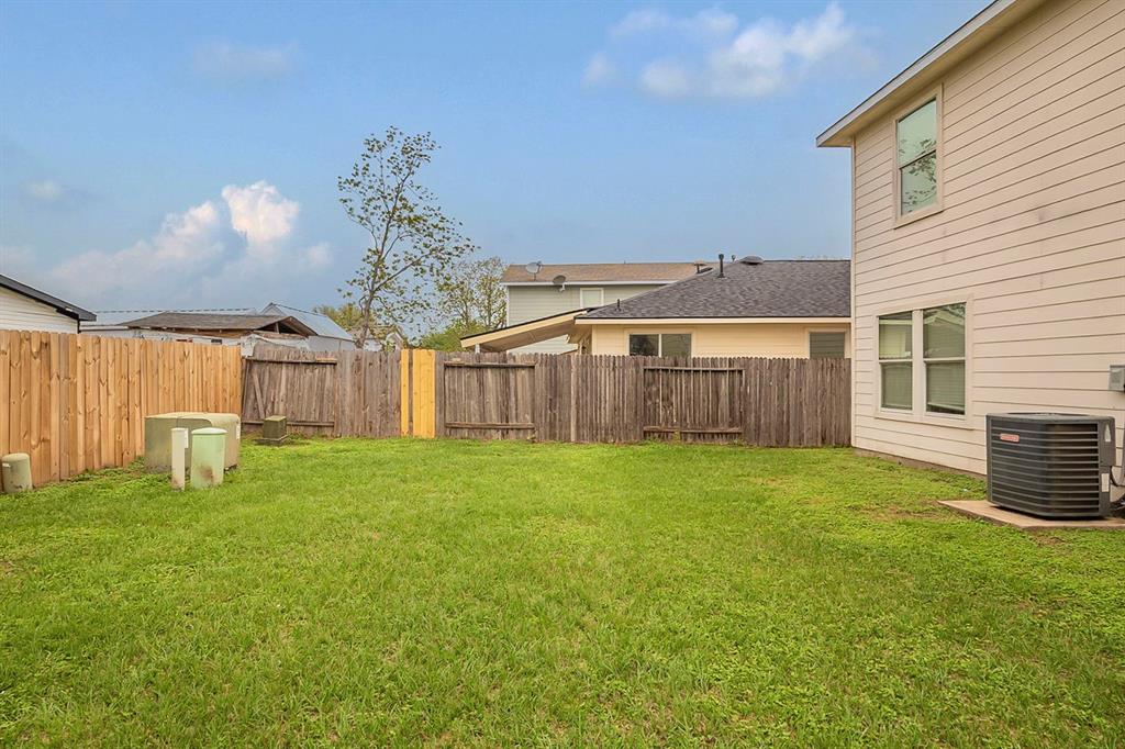 7315 Rising Brook Drive, Cypress, Texas image 29