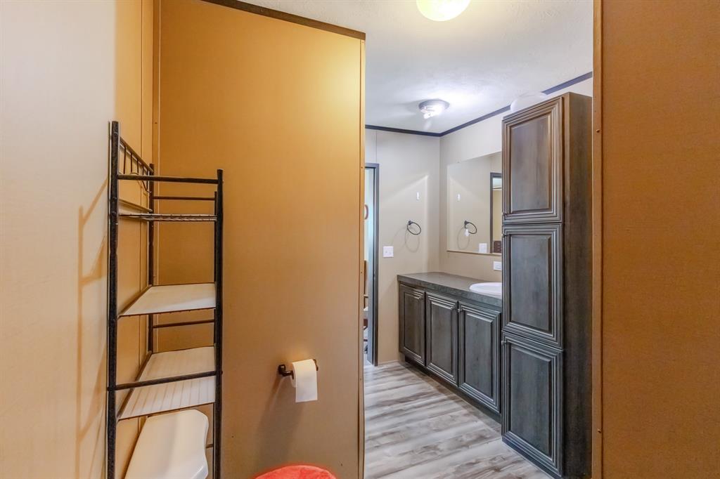 505 1/2 Bardash Street, Cleveland, Texas image 18