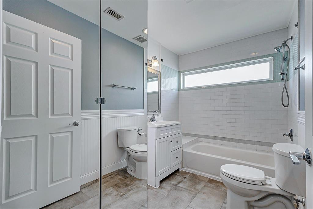 7029 Saint Augustine Street, Houston, Texas image 24