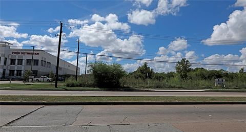 10525 Bissonnet Street Houston TX 77099
