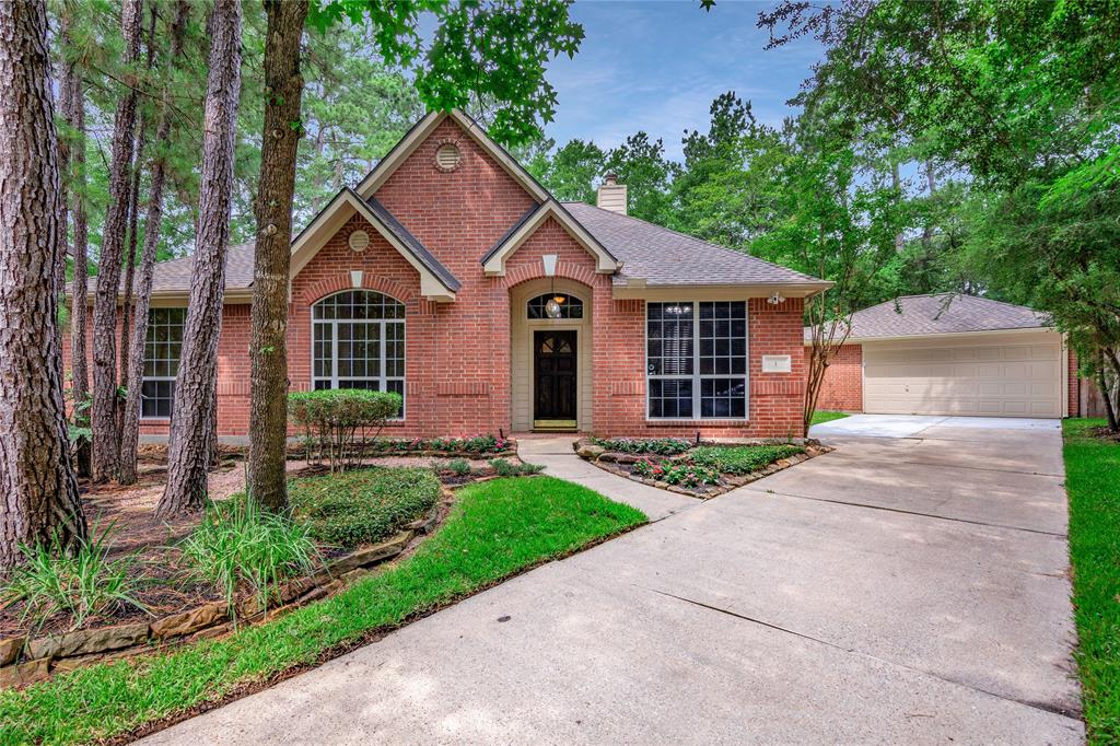 1 Wind Harp Place, The Woodlands, Texas image 1