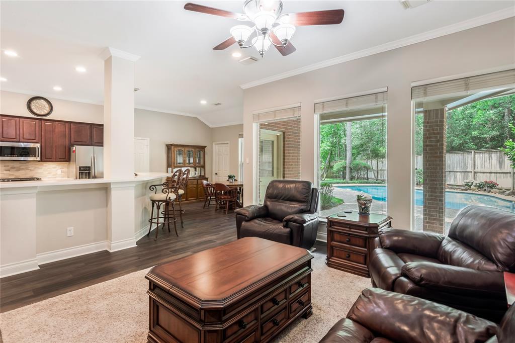 1 Wind Harp Place, The Woodlands, Texas image 10