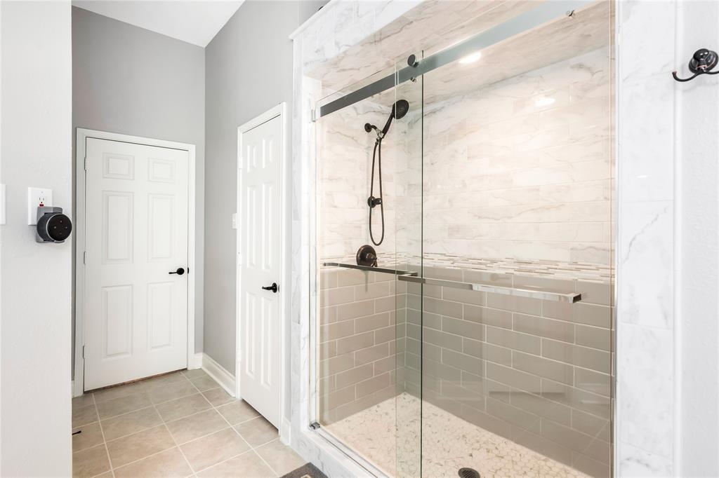1 Wind Harp Place, The Woodlands, Texas image 22