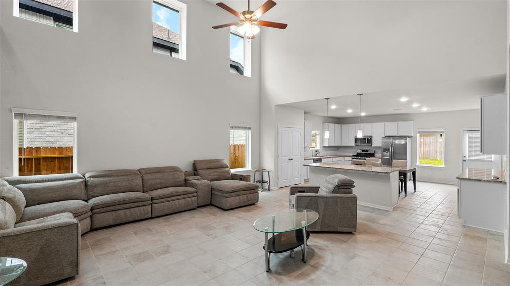 22218 Delphin Grove Drive, Hockley, Texas image 3