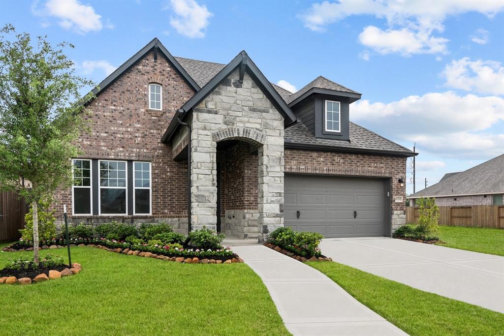 12335 Grassy Bend Drive