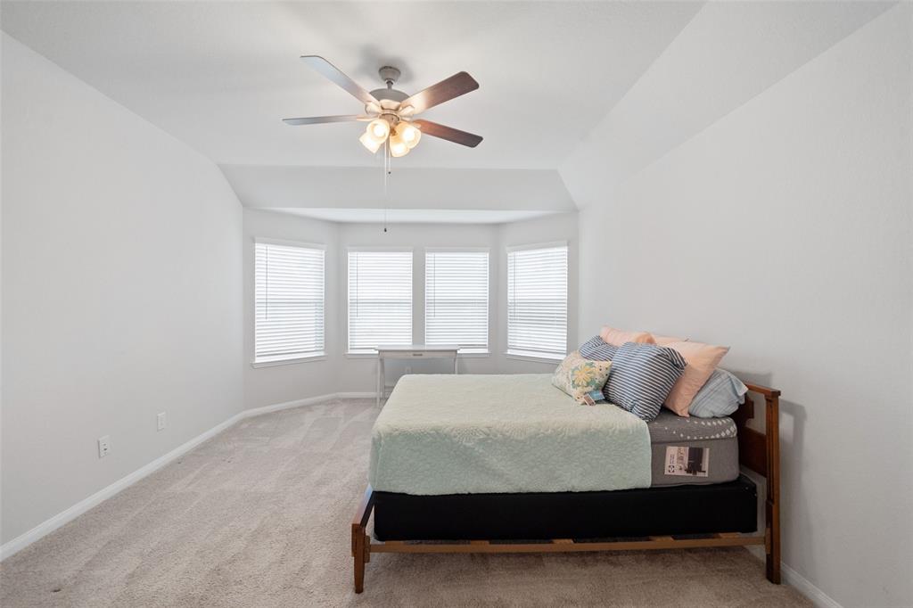 2322 E Winding Pines Dr, Tomball, Texas image 11
