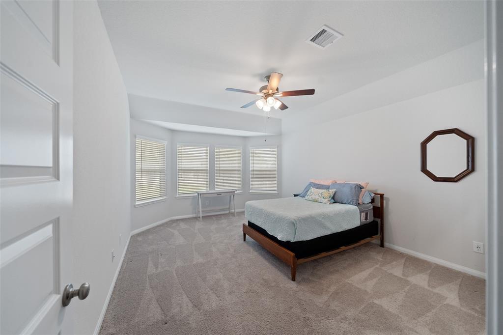 2322 E Winding Pines Dr, Tomball, Texas image 12