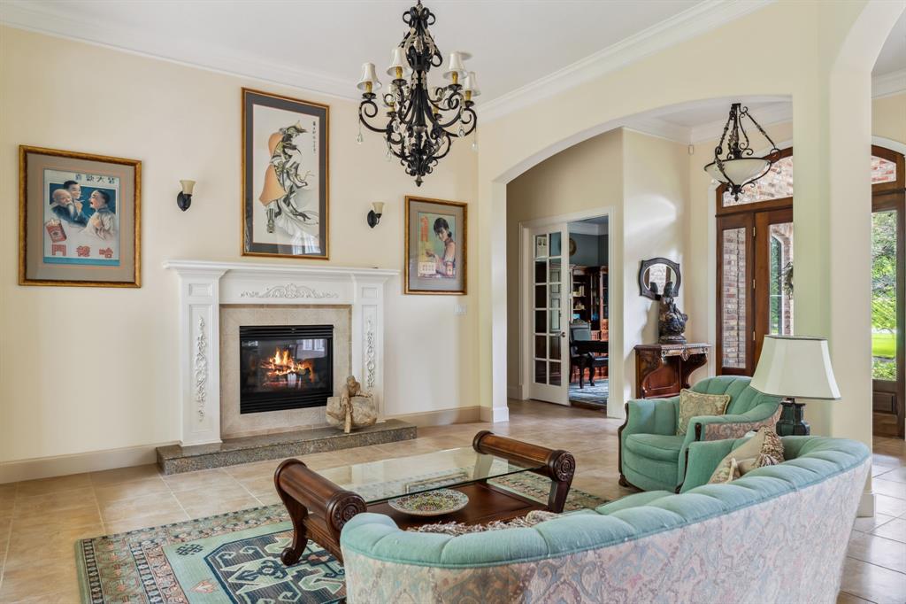 9511 Clubhouse Circle