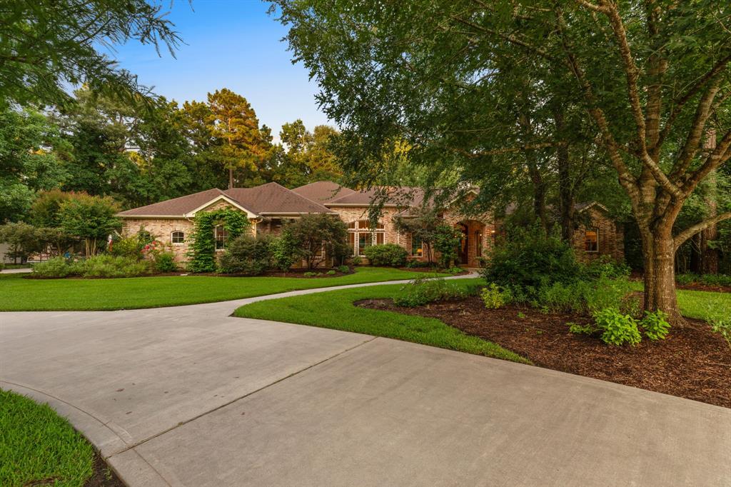 9511 Clubhouse Circle
