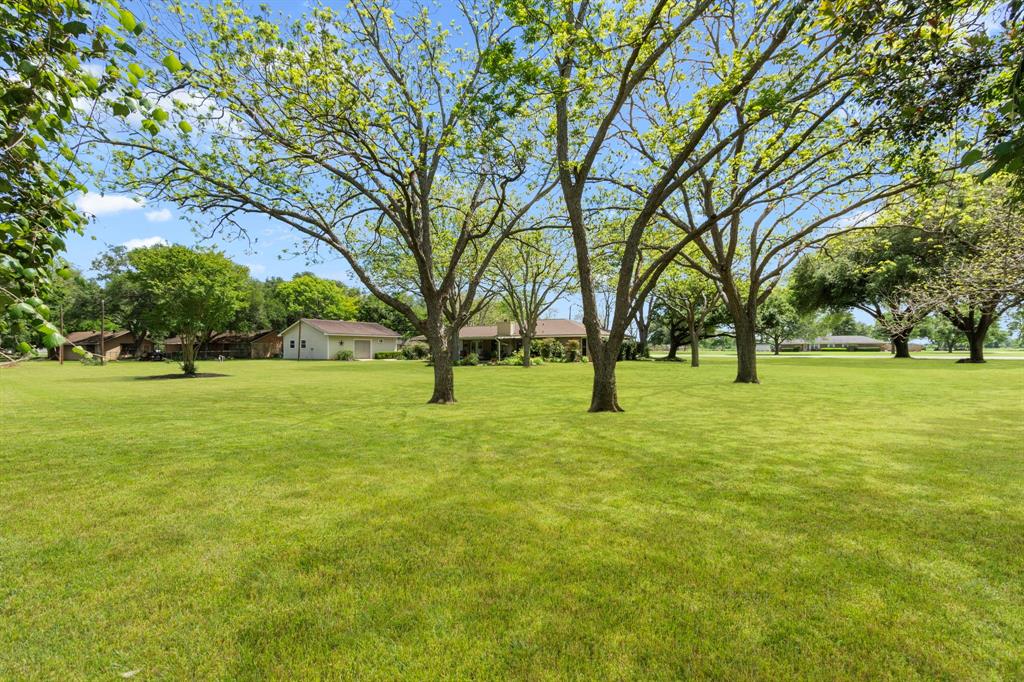 321 Caney Trail Drive, Wharton, Texas image 20