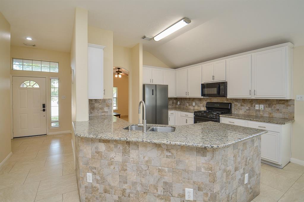 18235 Bonham Oaks Court, Richmond, Texas image 18