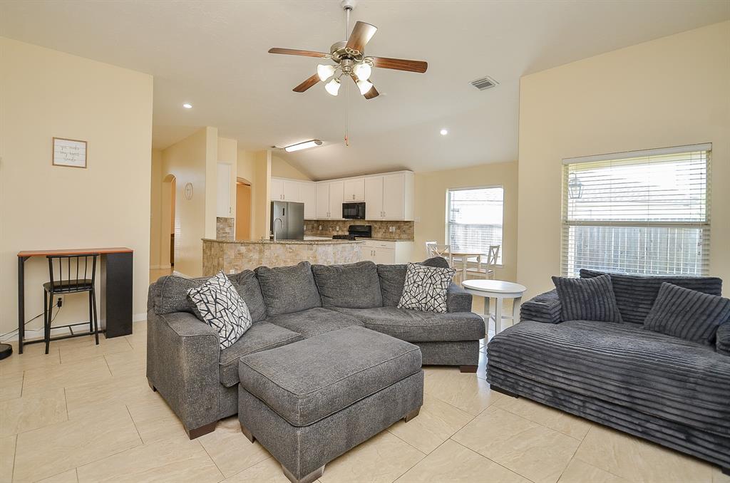 18235 Bonham Oaks Court, Richmond, Texas image 24