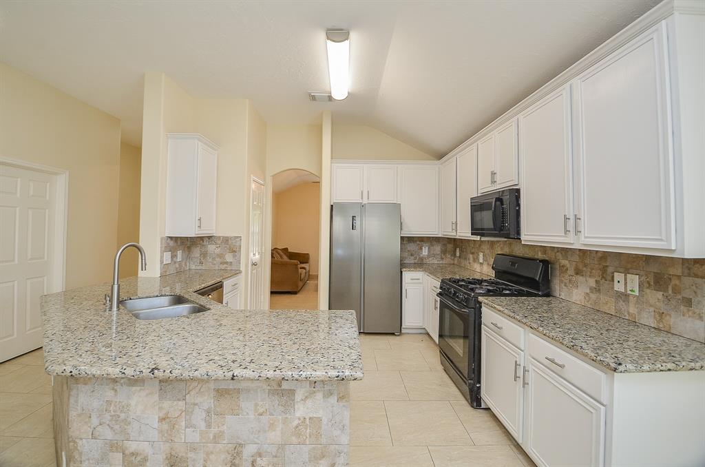 18235 Bonham Oaks Court, Richmond, Texas image 20