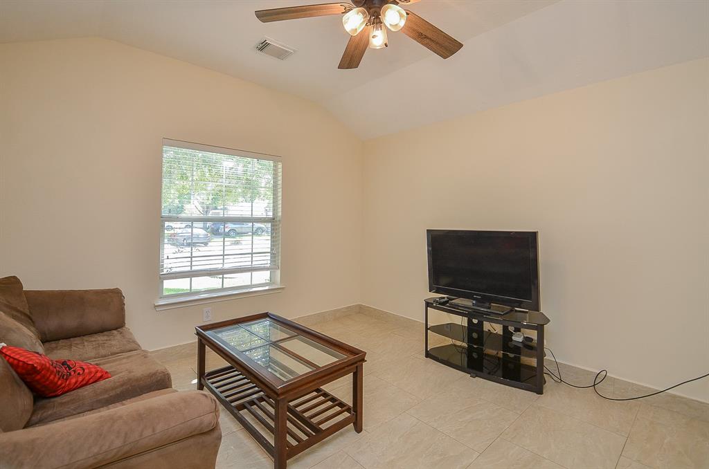 18235 Bonham Oaks Court, Richmond, Texas image 14