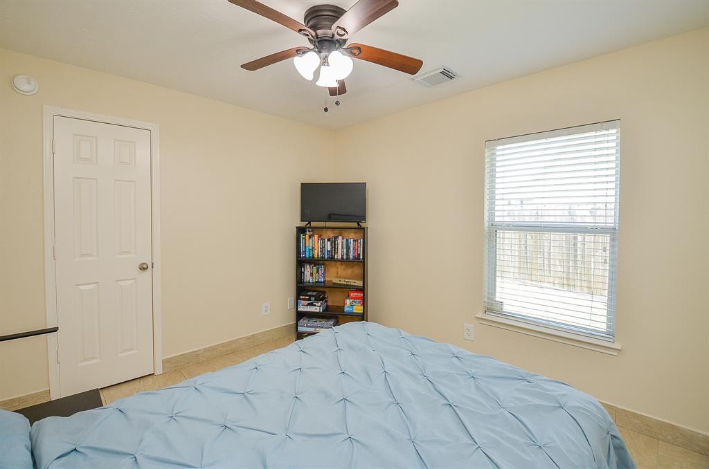 18235 Bonham Oaks Court, Richmond, Texas image 28