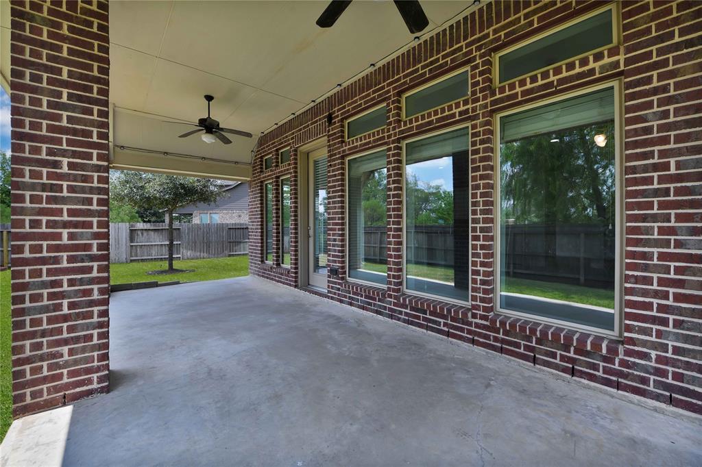 23606 Crossworth Drive, New Caney, Texas image 26