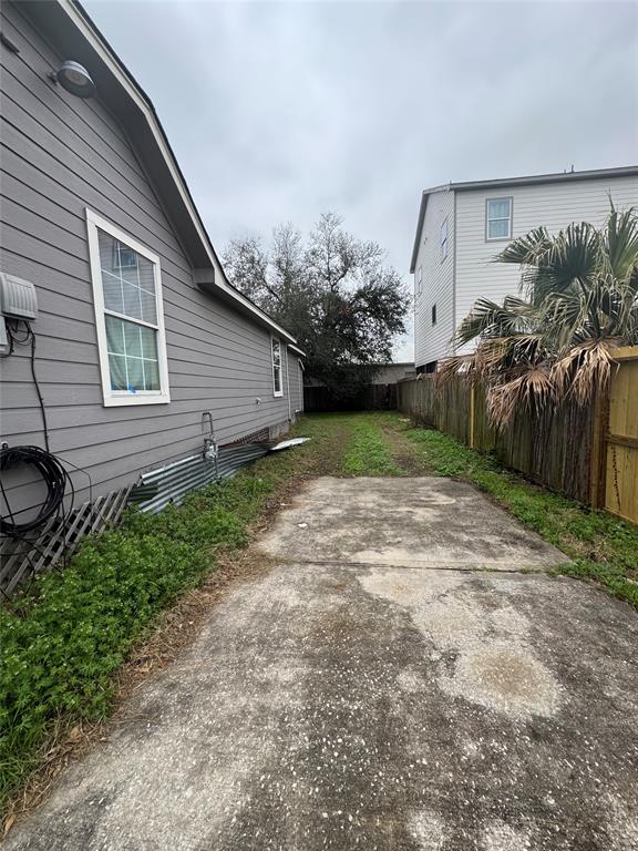 5304 Cochran Street, Houston, Texas image 3