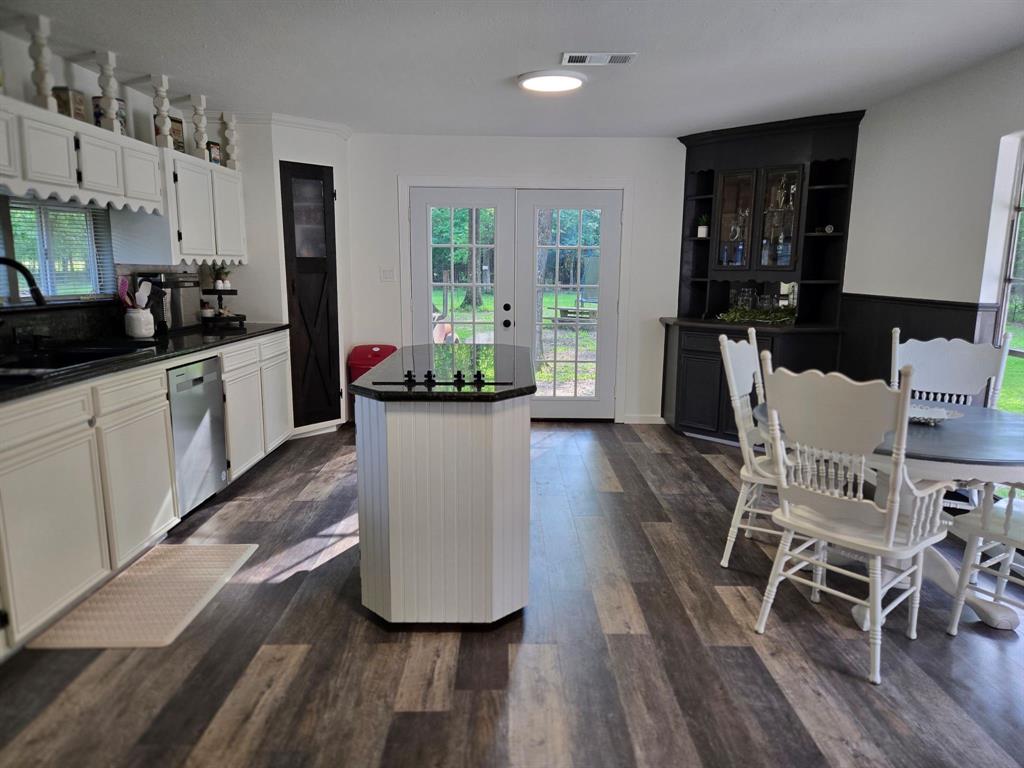 1123 County Road 2254, Cleveland, Texas image 14