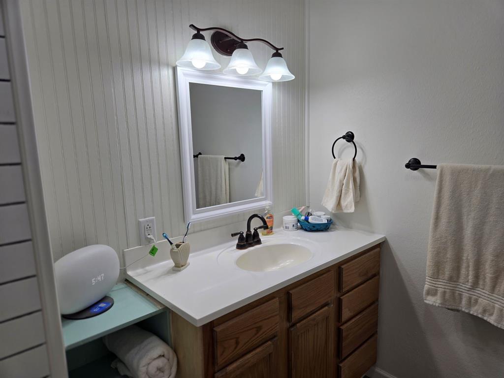 1123 County Road 2254, Cleveland, Texas image 25