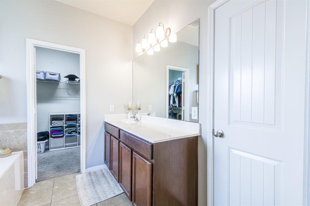 246 Bayside Crossing Drive, La Porte, Texas image 27
