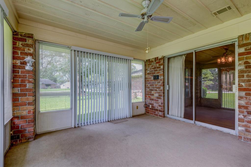 3204 Windsor Drive, Pearland, Texas image 18