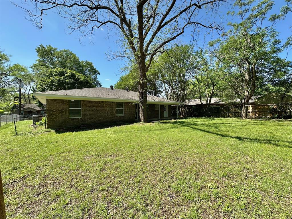 802 E Terrell Avenue, Crockett, Texas image 36