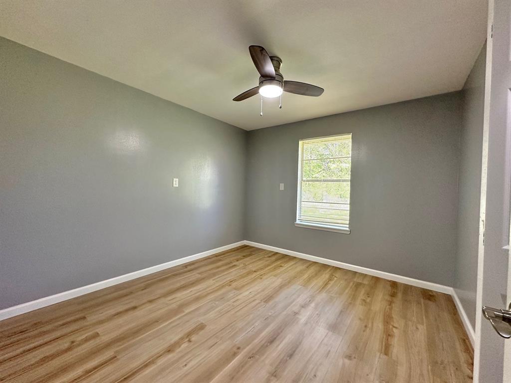 802 E Terrell Avenue, Crockett, Texas image 23