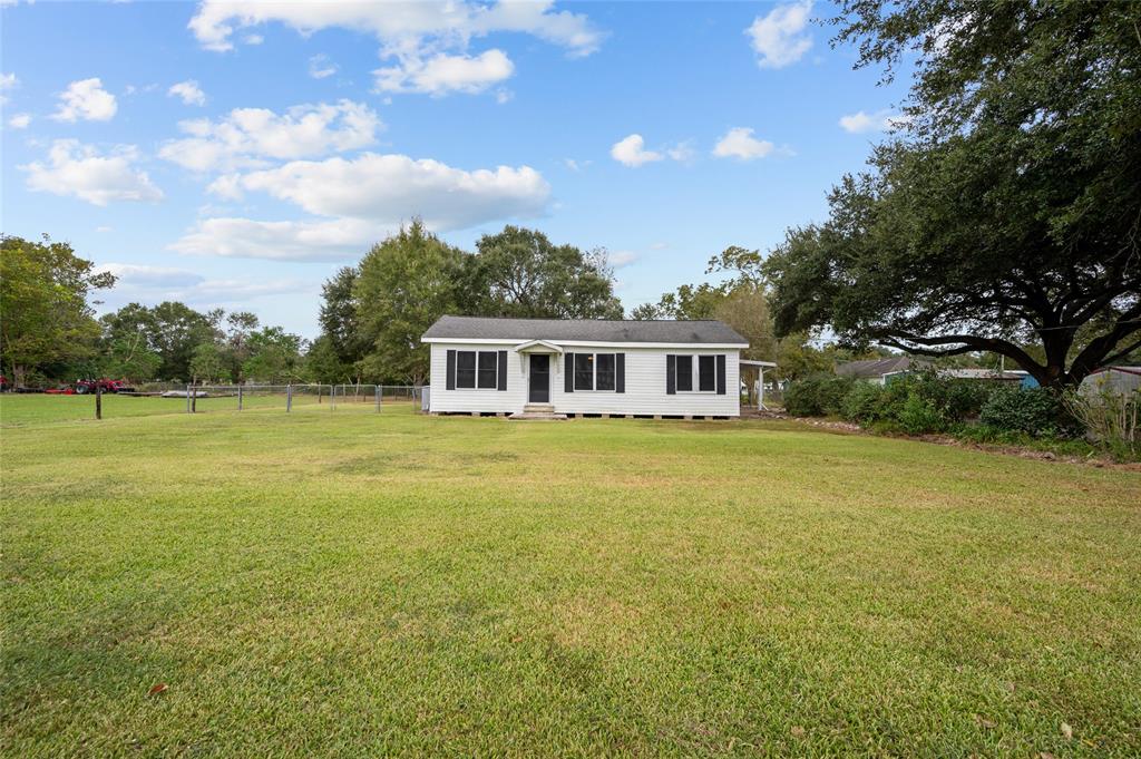 124 Speights Road, Hankamer, Texas image 4