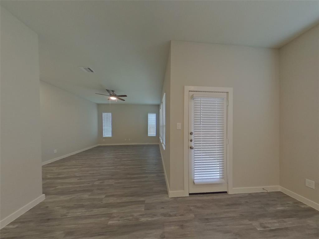 9835 Willow Creek Commerce Drive 522
