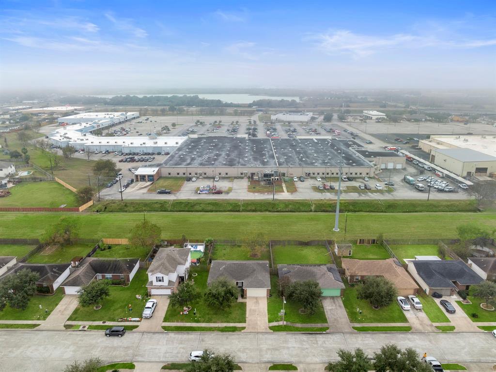 9521 Amberjack Drive, Texas City, Texas image 35
