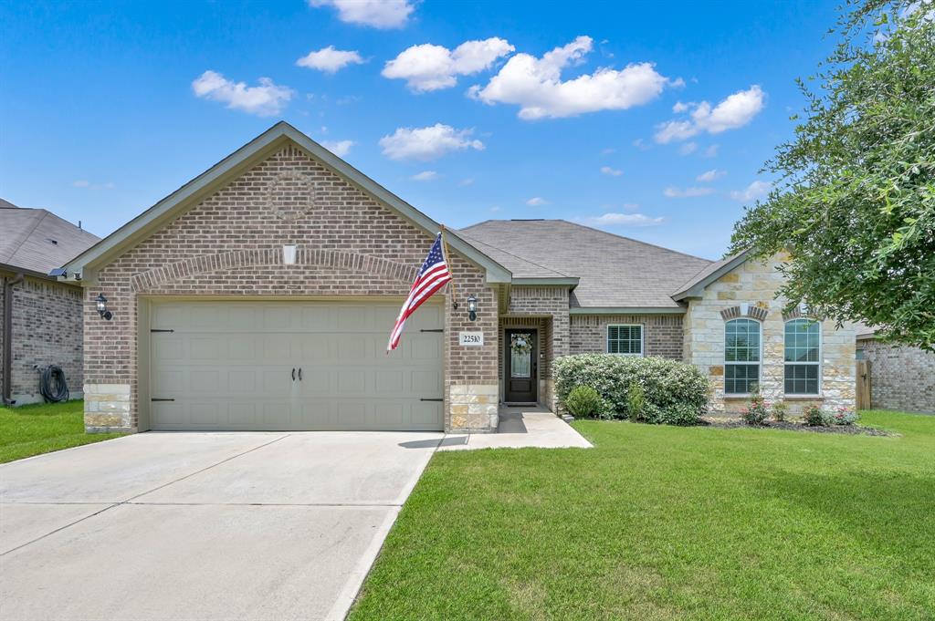 22510 Red Sparrow Drive, Hockley, Texas image 3