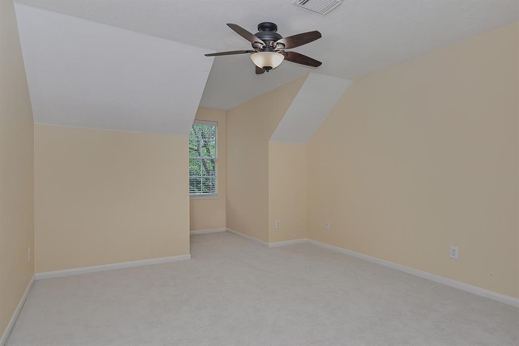 19 Crested Point Place, The Woodlands, Texas image 27