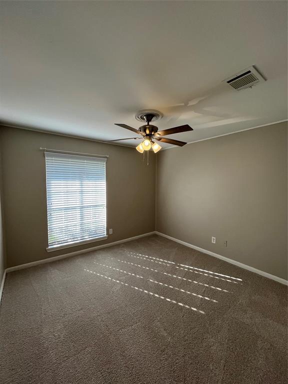 3934 Forest Bluff Drive, Kingwood, Texas image 18