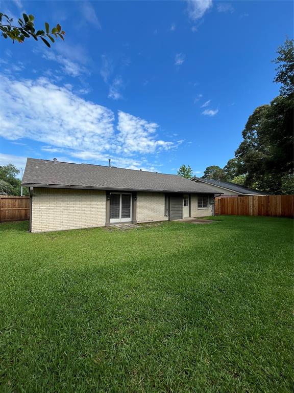 3934 Forest Bluff Drive, Kingwood, Texas image 23